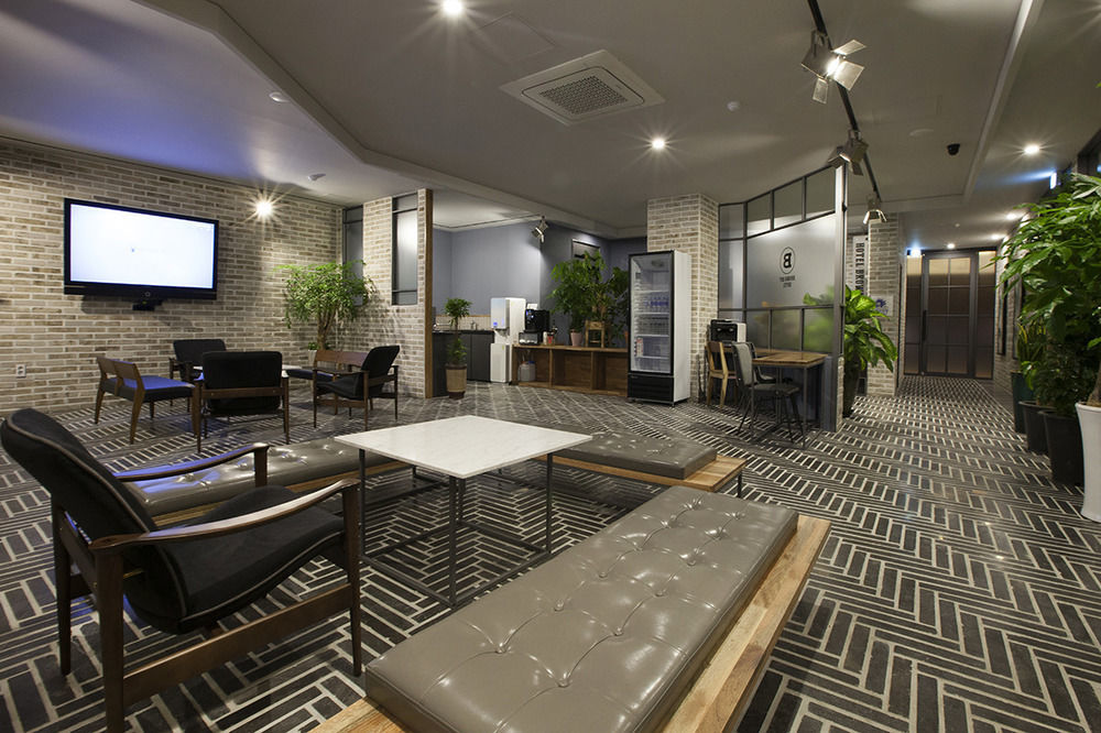Hotel Brown Dot Gimhae Exterior foto