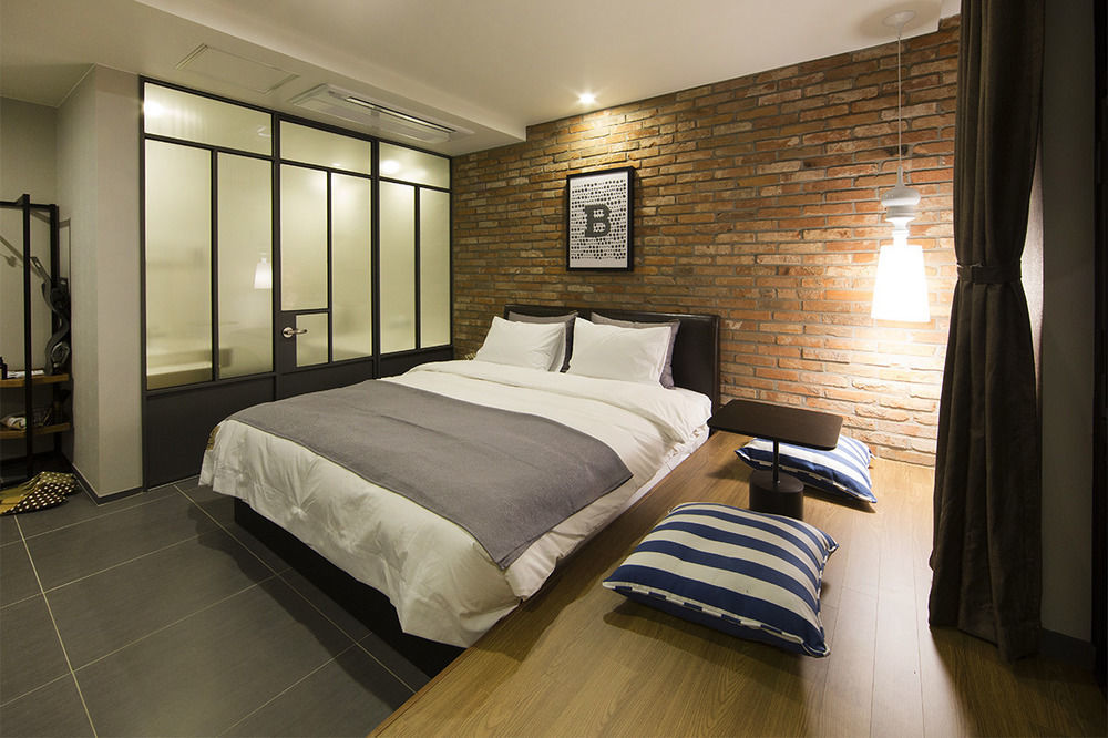 Hotel Brown Dot Gimhae Exterior foto