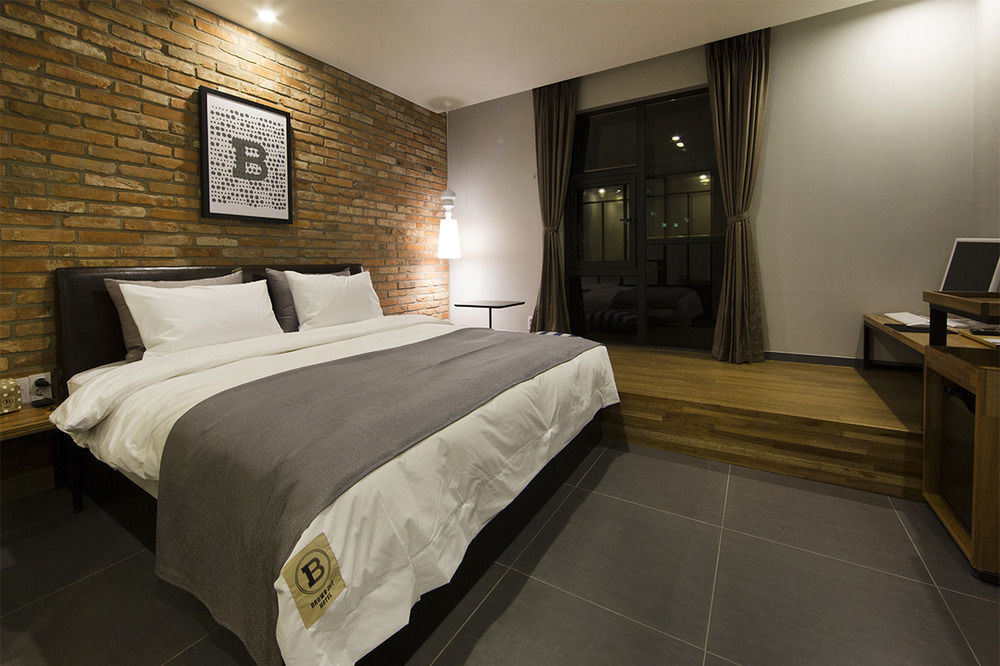 Hotel Brown Dot Gimhae Exterior foto