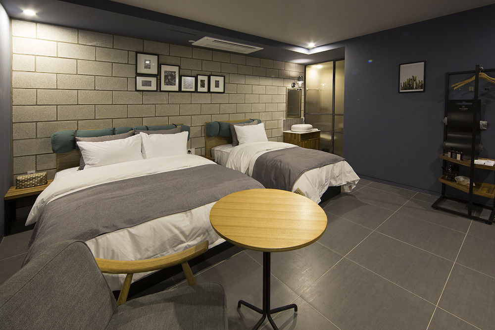 Hotel Brown Dot Gimhae Exterior foto