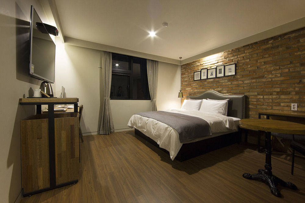 Hotel Brown Dot Gimhae Exterior foto