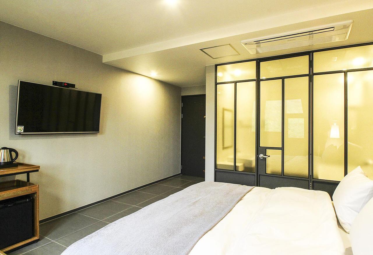 Hotel Brown Dot Gimhae Exterior foto