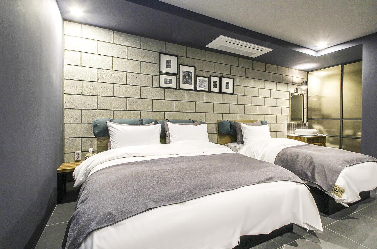 Hotel Brown Dot Gimhae Exterior foto