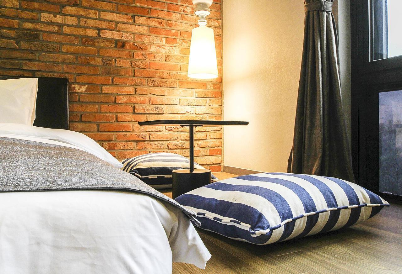 Hotel Brown Dot Gimhae Exterior foto
