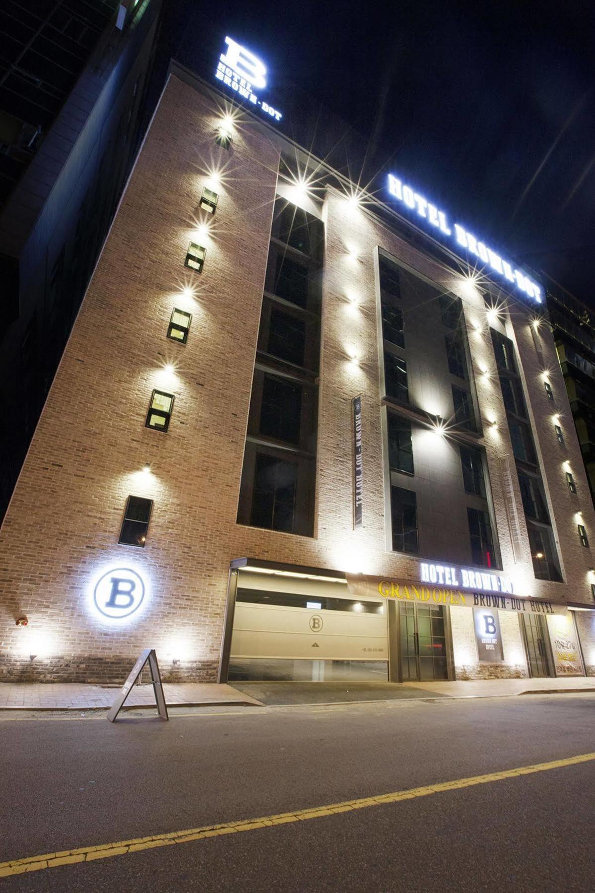 Hotel Brown Dot Gimhae Exterior foto